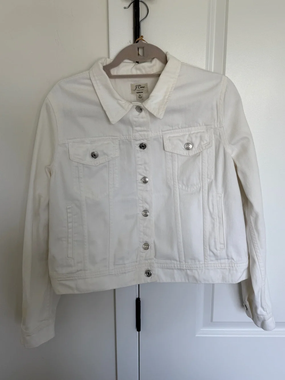 J.Crew White Denim Jacket Women’s XL Like New Classic Button Front